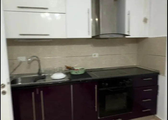 Cela Houses * גולם