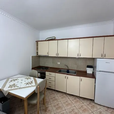 Cela Houses * Golem (Tirana)